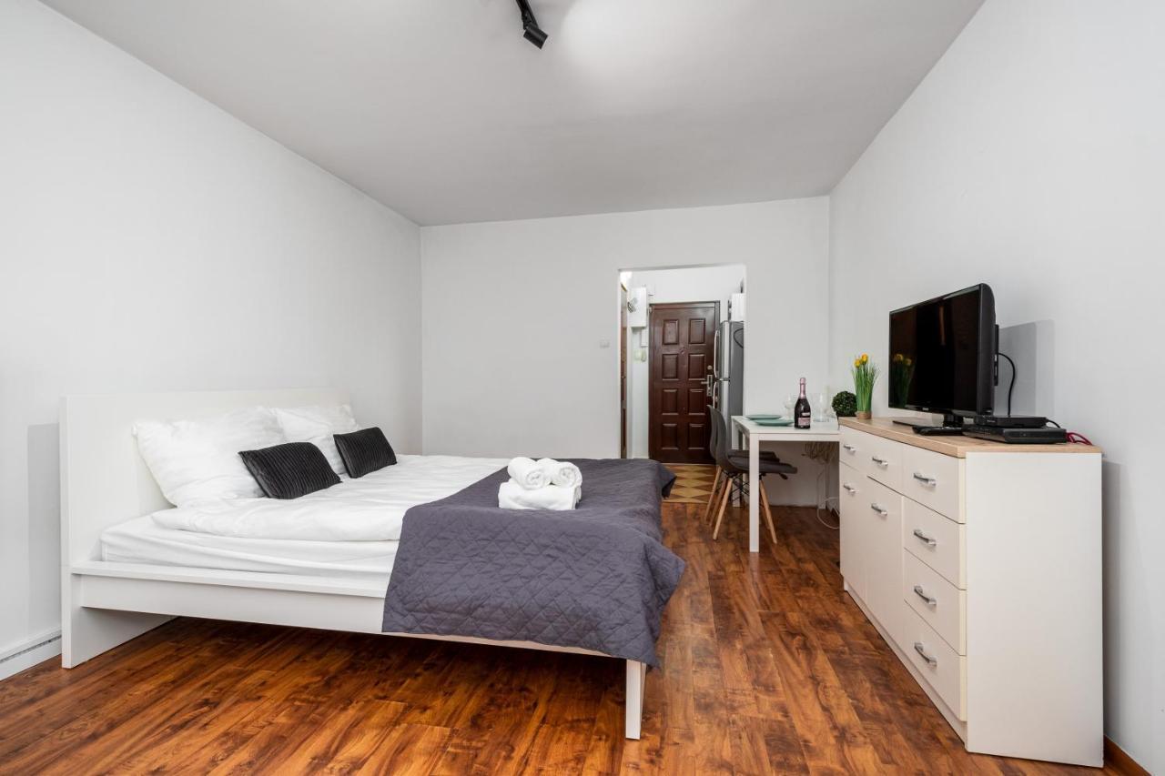 Warsaw Apartments Dyminska 6 Street エクステリア 写真