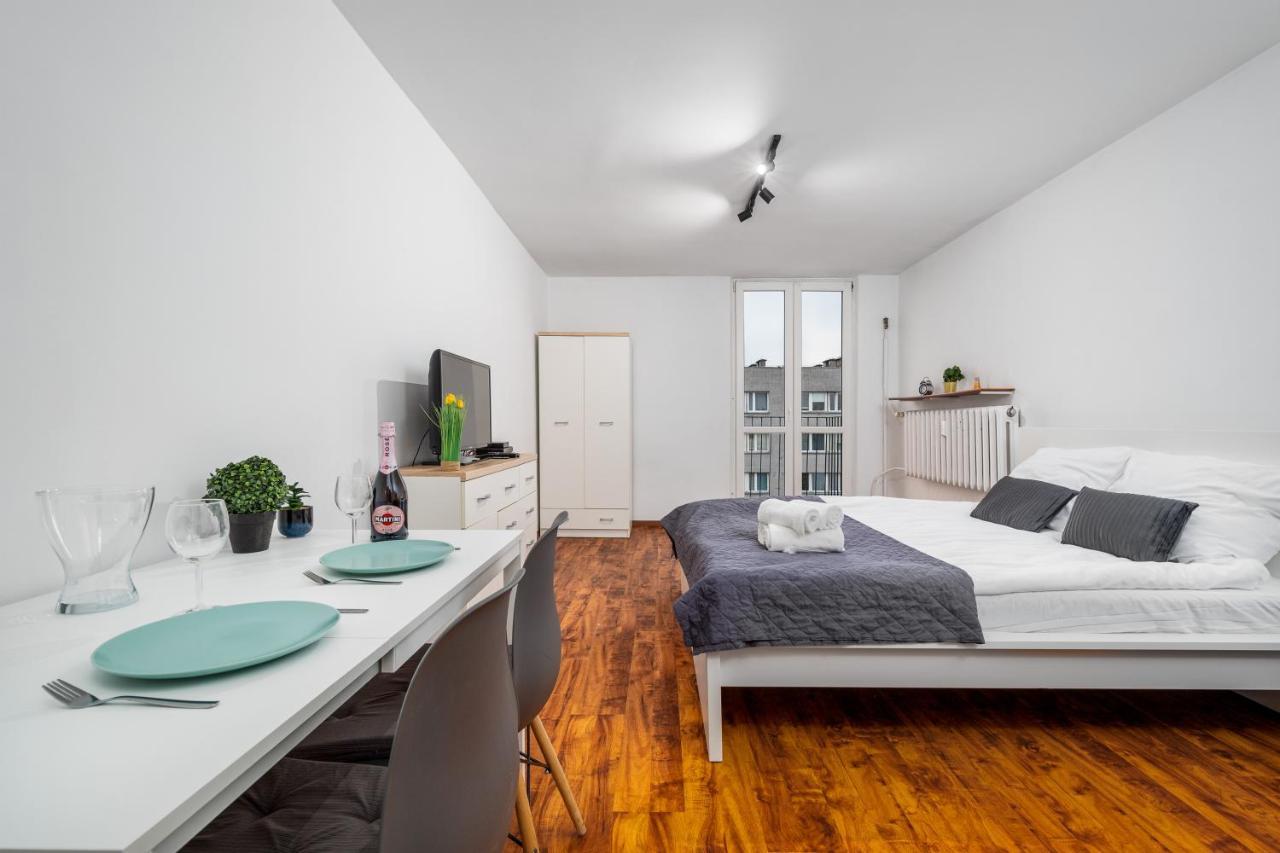 Warsaw Apartments Dyminska 6 Street エクステリア 写真